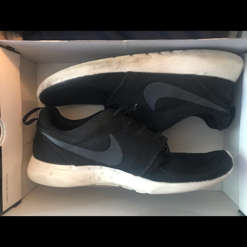 Nike roshe run